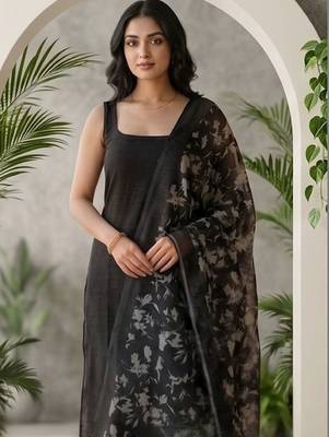 Women Floral Regular Kurta with Trousers & With Dupatta 6