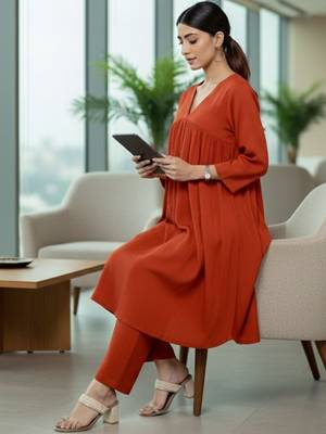 Women Empire Silk Crepe Kurti with Trousers 3