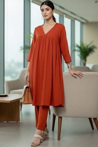 Women Empire Silk Crepe Kurti with Trousers