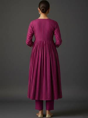 Women Printed Panelled Thread Work Kurta with Trousers & With Dupatta 3