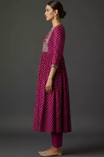 Women Printed Panelled Thread Work Kurta with Trousers & With Dupatta