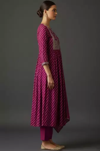 Women Printed Panelled Thread Work Kurta with Trousers & With Dupatta