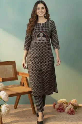 Women Ethnic Motifs Printed Regular Kurta with Trousers & With Dupatta