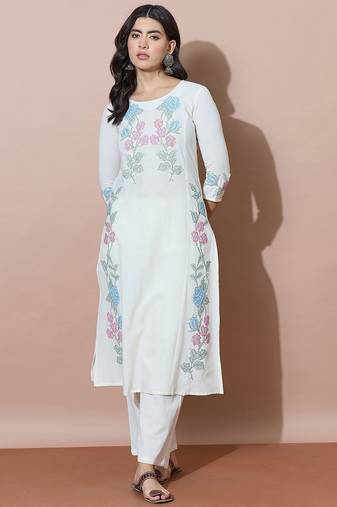 Women Floral Embroidered Regular Thread Work Kurta with Trousers