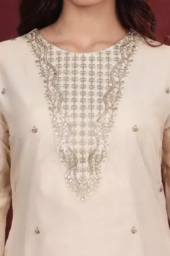 Women Floral Woven Design Thread Work Kurta with Trousers & Dupatta