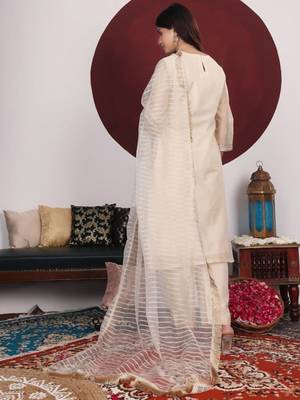 Women Floral Woven Design Thread Work Kurta with Trousers & Dupatta 5