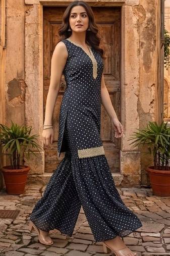 Women Ethnic Motifs Printed Regular Kurta with Sharara