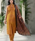 Women Ethnic Motifs Printed Regular Kurta with Trousers & With Dupatta