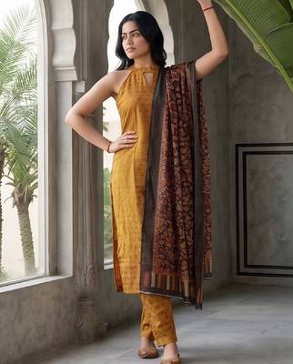 Women Ethnic Motifs Printed Regular Kurta with Trousers & With Dupatta 7