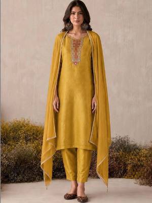Women Regular Thread Work Kurta with Trousers & With Dupatta 1