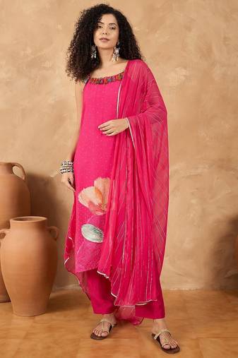 Women Spaghetti Strap Floral Kurta with Trousers & Dupatta