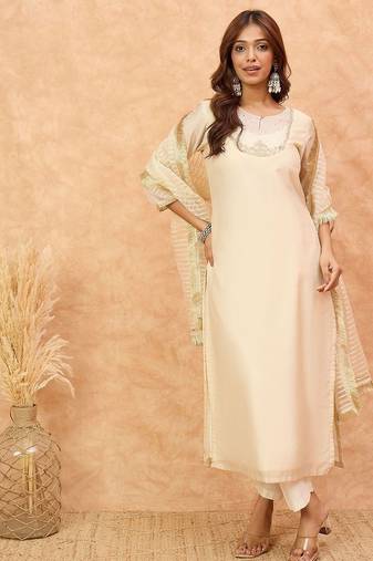Women Ethnic Motifs Embroidered Regular Sequinned Kurta with Trousers & Dupatta
