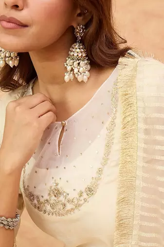 Women Ethnic Motifs Embroidered Regular Sequinned Kurta with Trousers & Dupatta