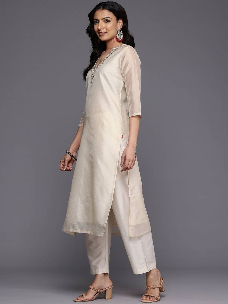 Ethnic Motifs Embroidered Kurta with Trousers & With Dupatta