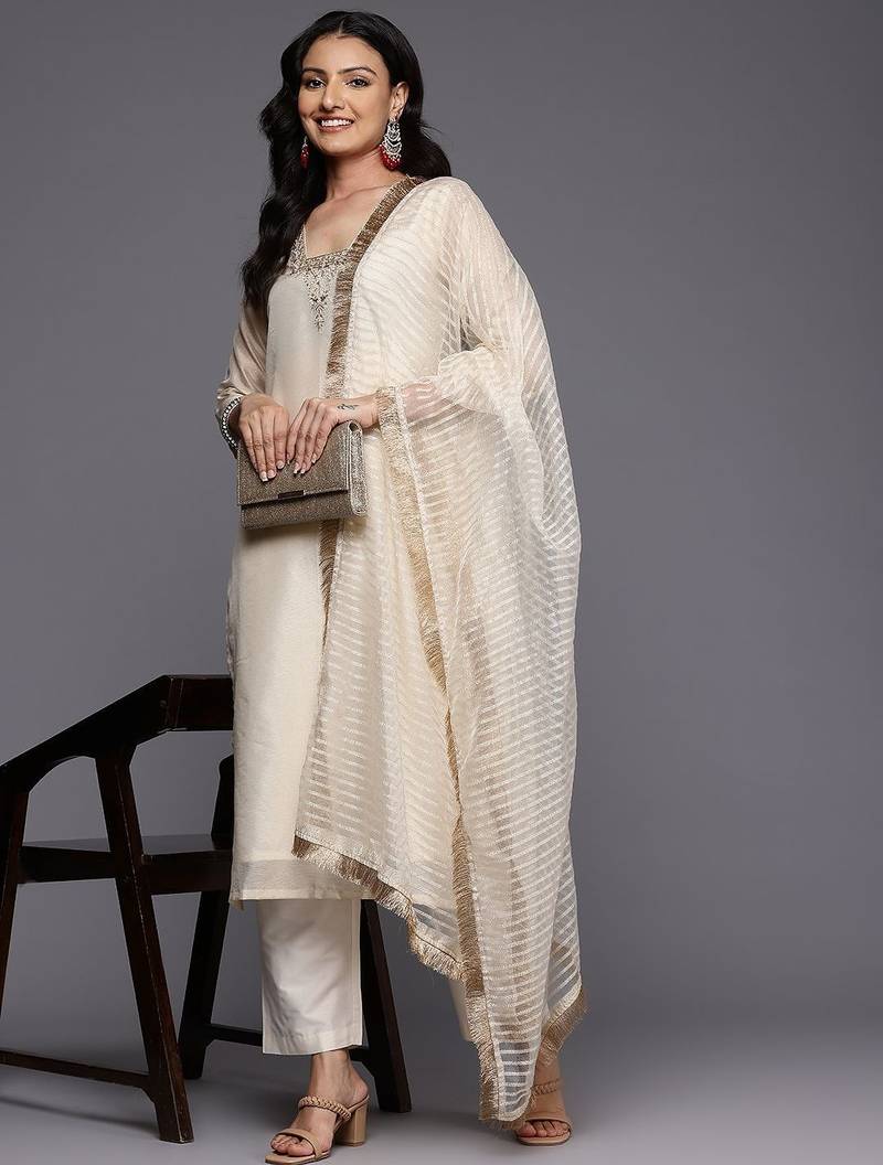 Ethnic Motifs Embroidered Kurta with Trousers & With Dupatta