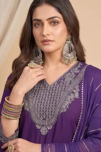 Women Ethnic Motifs Embroidered Regular Thread Work Kurta with Trousers & With Dupatta