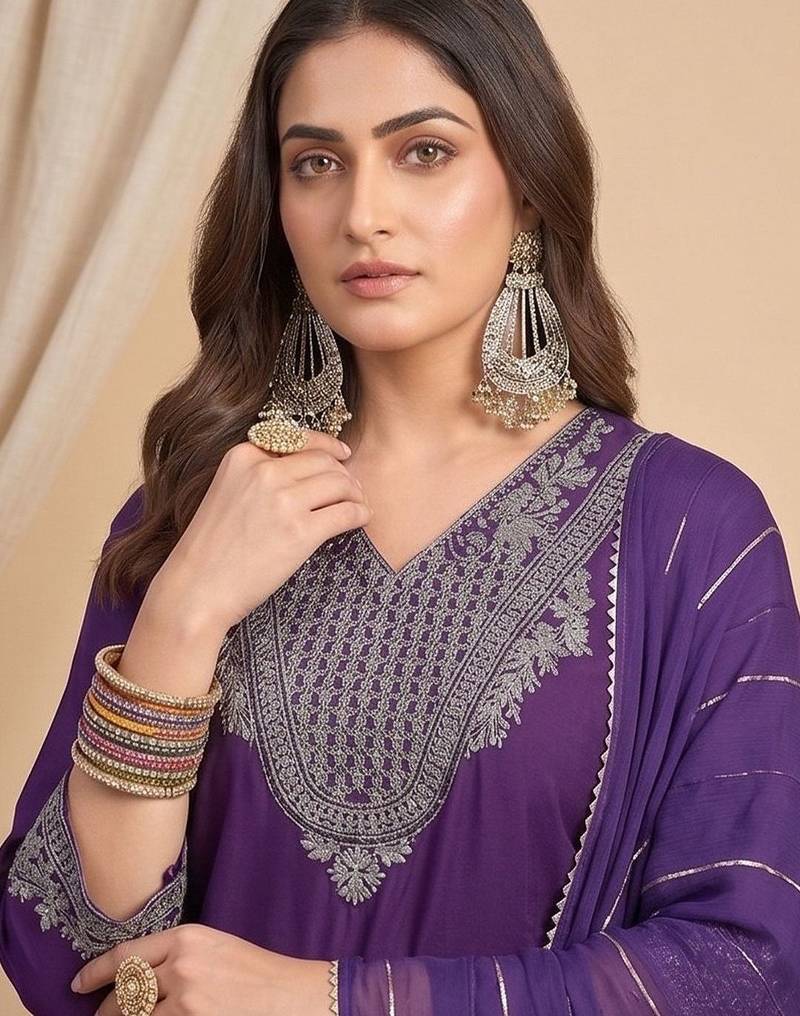 Women Ethnic Motifs Embroidered Regular Thread Work Kurta with Trousers & With Dupatta
