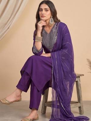 Women Ethnic Motifs Embroidered Regular Thread Work Kurta with Trousers & With Dupatta 6