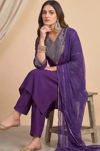 Women Ethnic Motifs Embroidered Regular Thread Work Kurta with Trousers & With Dupatta
