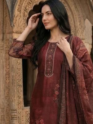 Floral Printed Sequinned Chanderi Silk Kurta With Trousers & Dupatta 2