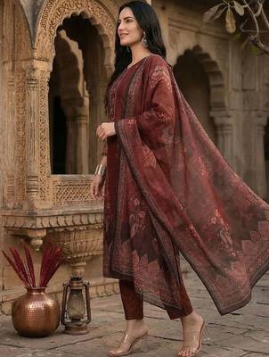 Floral Printed Sequinned Chanderi Silk Kurta With Trousers & Dupatta 7