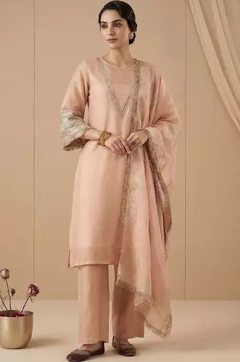 Women Ethnic Motifs Embroidered Regular Thread Work Kurta with Trousers & With Dupatta