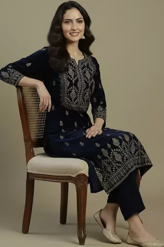 Women Ethnic Motifs Embroidered Regular Thread Work Velvet Kurta with Trousers