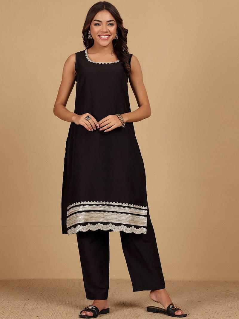 Sleeveless Round Neck Straight Kurta With Trousers And Dupatta