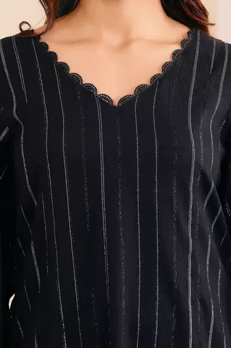Women Printed Regular Silk Crepe Kurta with Trousers