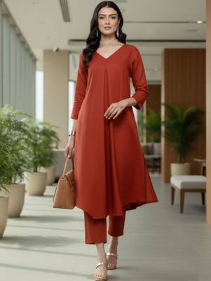 Women Dyed Pleated Kurta with Trousers 1