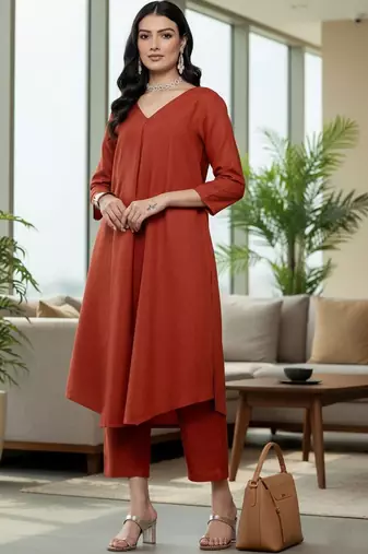 Women Dyed Pleated Kurta with Trousers