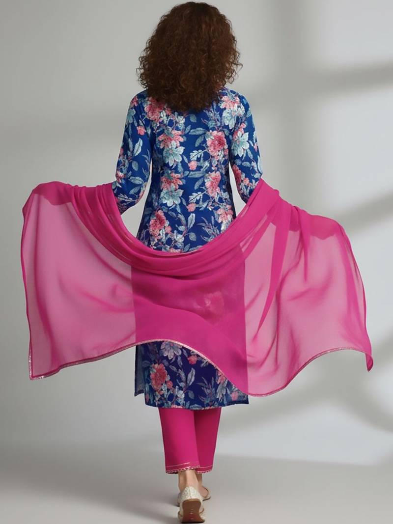 Women Floral Printed Regular Kurta with Trousers & With Dupatta