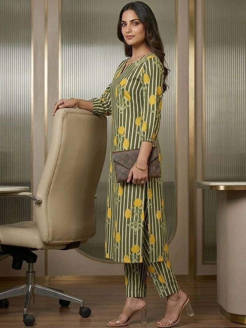 Women Striped Regular Kurta with Trousers
