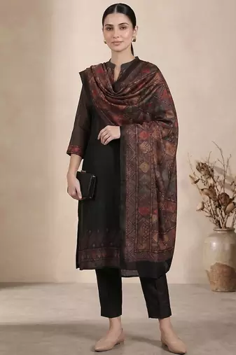 Women Printed Regular Chanderi Silk Kurta with Trousers & With Dupatta