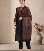 Women Printed Regular Chanderi Silk Kurta with Trousers & With Dupatta