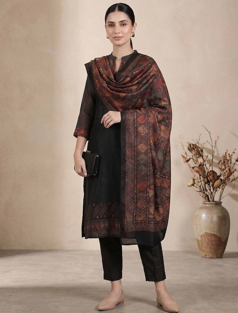 Women Printed Regular Chanderi Silk Kurta with Trousers & With Dupatta