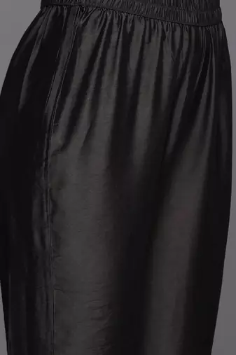 Women Printed Regular Chanderi Silk Kurta with Trousers & With Dupatta