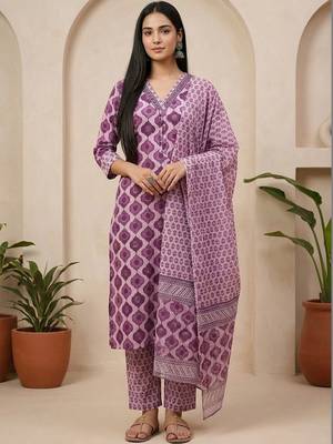 Women Ethnic Motifs Printed Regular Thread Work  Cotton Kurta with Trousers & With Dupatta 1