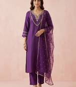 Women Ethnic Motifs Embroidered Thread Work Kurta with Trousers & With Dupatta