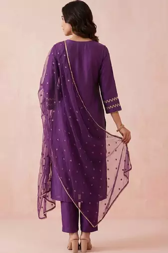 Women Ethnic Motifs Embroidered Thread Work Kurta with Trousers & With Dupatta
