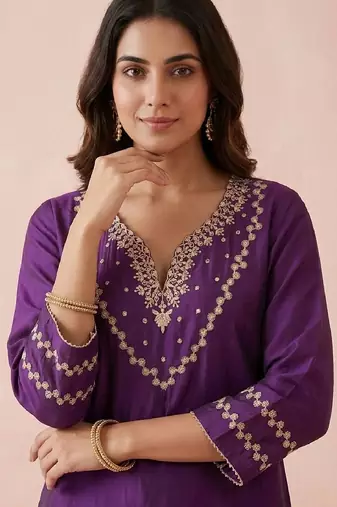 Women Ethnic Motifs Embroidered Thread Work Kurta with Trousers & With Dupatta