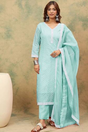 Women Floral Embroidered Chikankari Kurta With Trousers & Dupatta