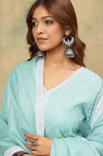 Women Floral Embroidered Chikankari Kurta With Trousers & Dupatta