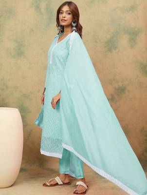 Women Floral Embroidered Chikankari Kurta With Trousers & Dupatta 5