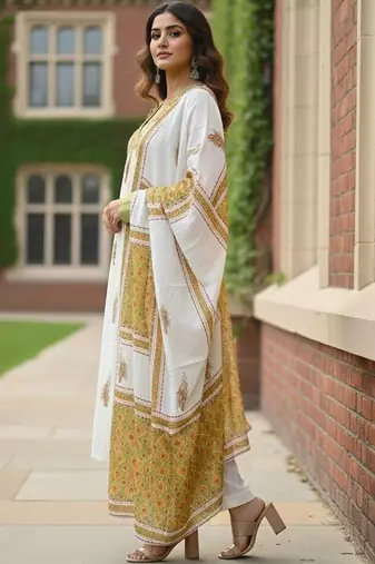 Women Ethnic Motifs Printed Empire Mirror Work Pure Cotton Kurta with Trousers & With Dupatta