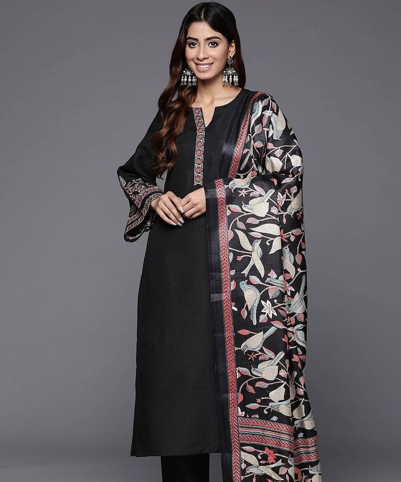 Floral Embroidered Thread Work Kurta with Trousers & Dupatta