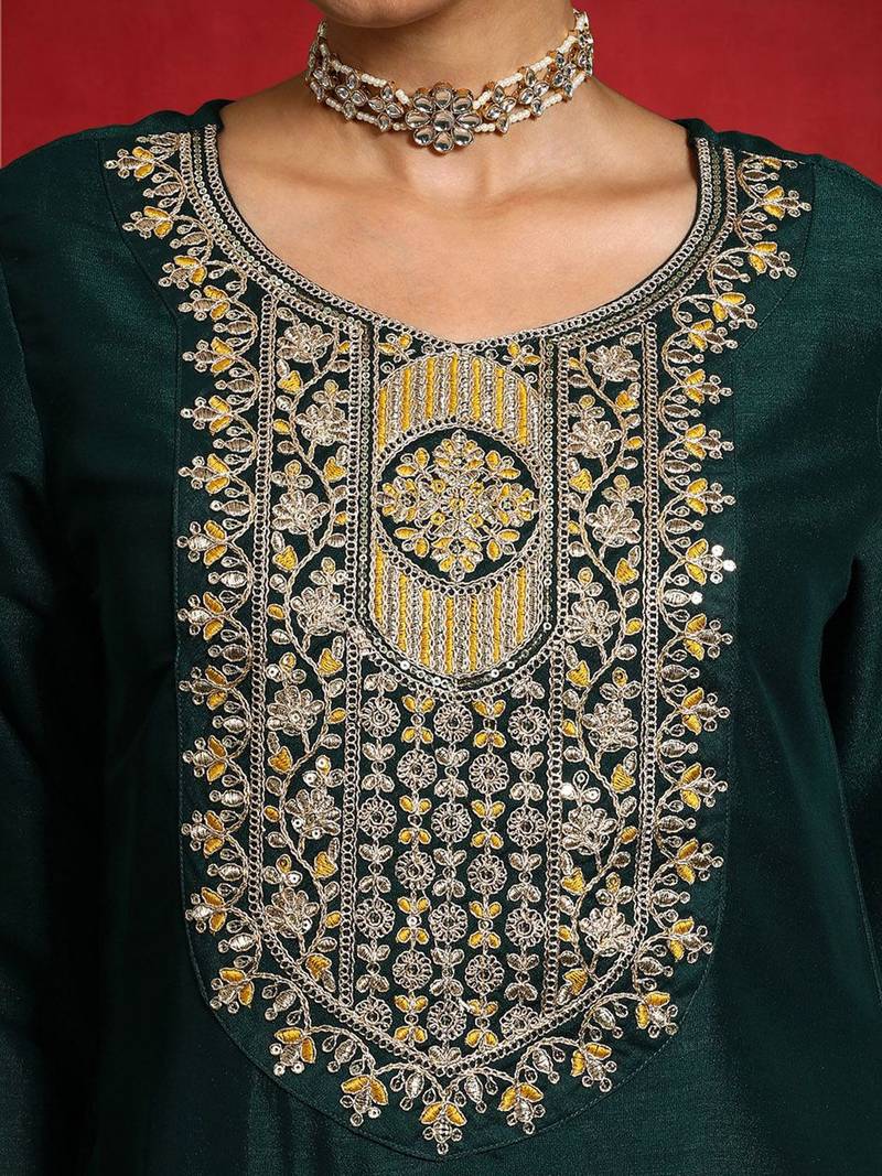 Women Ethnic Motifs Embroidered Kurta with Trouser & Dupatta