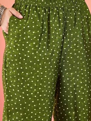 Bandhani Printed Thread Work Kurta With Trousers & Dupatta 4