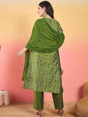 Bandhani Printed Thread Work Kurta With Trousers & Dupatta 5