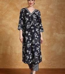 Women Floral Printed Kurta with Trousers